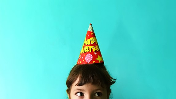 Should Birthday Gifts be Opened at Parties? 3 Moms Weigh In.